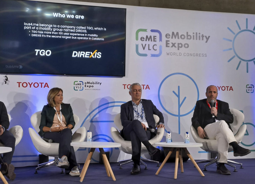 Daniel Garcia i Tarrazona presents bus4.me at Eco Mobility Expo