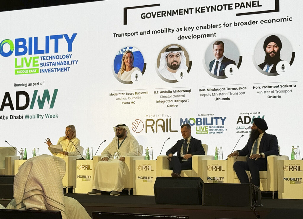 Bus4.me assisteix a la fira Mobility Live ME 2024 d’Abu Dhabi